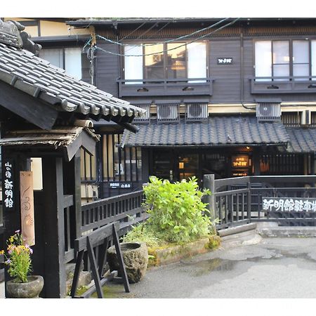 Отель Kurokawa Onsen Yama No Yado Shinmeikan Минамиогуни Экстерьер фото